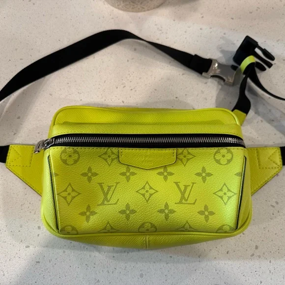 Louis Vuitton Taigarama Belt Bag - Picture 1 of 10